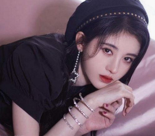 吃瓜文化背后的灵魂人物：揭秘“吃瓜群众”的变迁与独特魅力