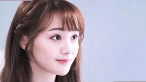 娱乐圈吃瓜小妹妹：网络八卦中的理性声音与公益行动