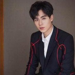 娱乐吃瓜场地与冯提莫演唱会视频引热议，明星私生活爆料持续发酵