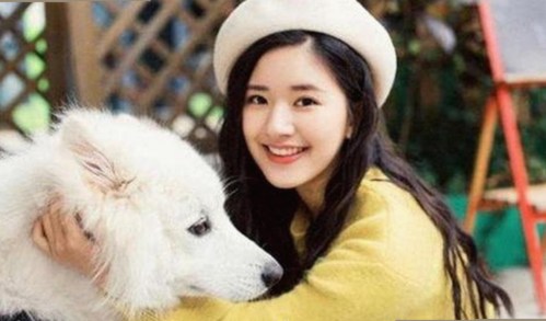 揭秘娱乐圈独家内幕：明星背后的吃瓜趣闻大公开