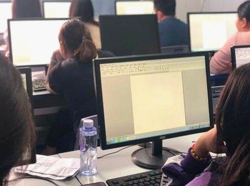 娱乐圈内幕揭秘：吃瓜娱乐号变现模式全解析